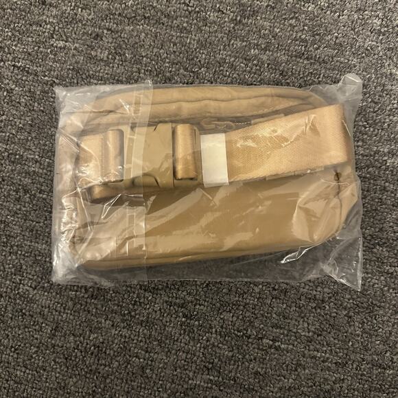 NWT Lululemon Everywhere Belt Bag 1L Allspice Fall Limited Color Way Light  Brown